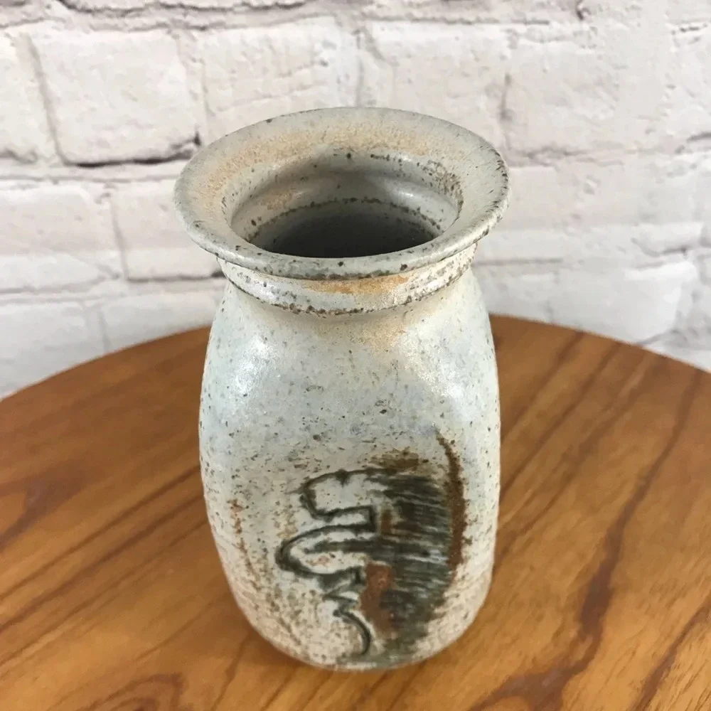 Vintage this textured